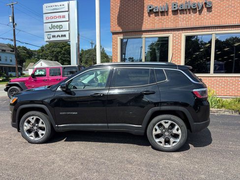 Used 2021 Jeep Compass Limited w/ Sun and Sound Group AWD/4WD image 3