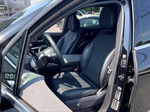 Certified 2023 Mercedes-Benz EQS 450+ 4MATIC SUV image 17