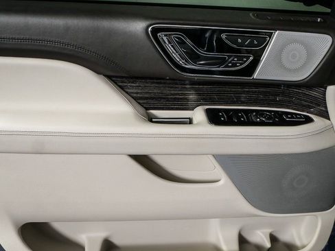 Used 2023 Lincoln Navigator Black Label image 6