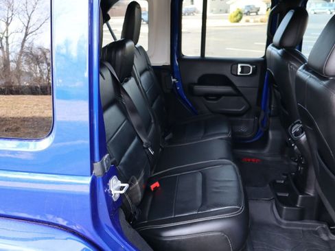 Used 2018 Jeep Wrangler Unlimited Sahara w/ Dual Top Group image 22