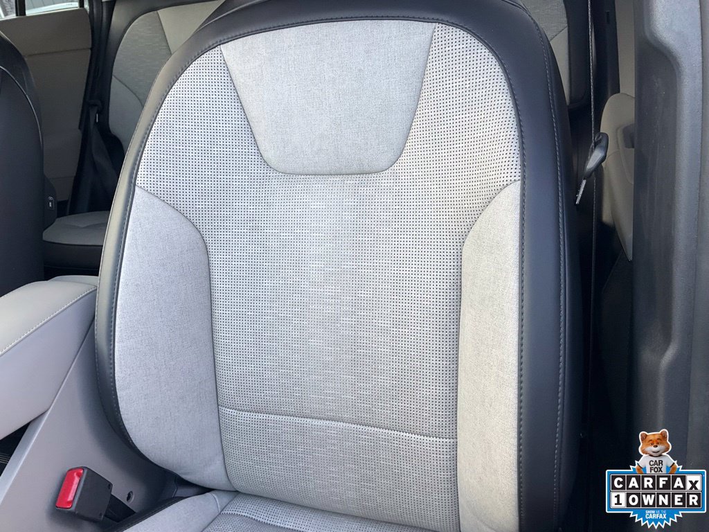 Used 2025 Kia Niro Wave w/ Wave Preserve Package FWD image 17