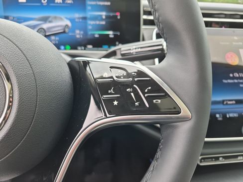 New 2026 Mercedes-Benz E 350 4MATIC Sedan image 20