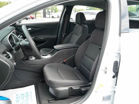 Used 2022 Chevrolet Malibu LS FWD image 6