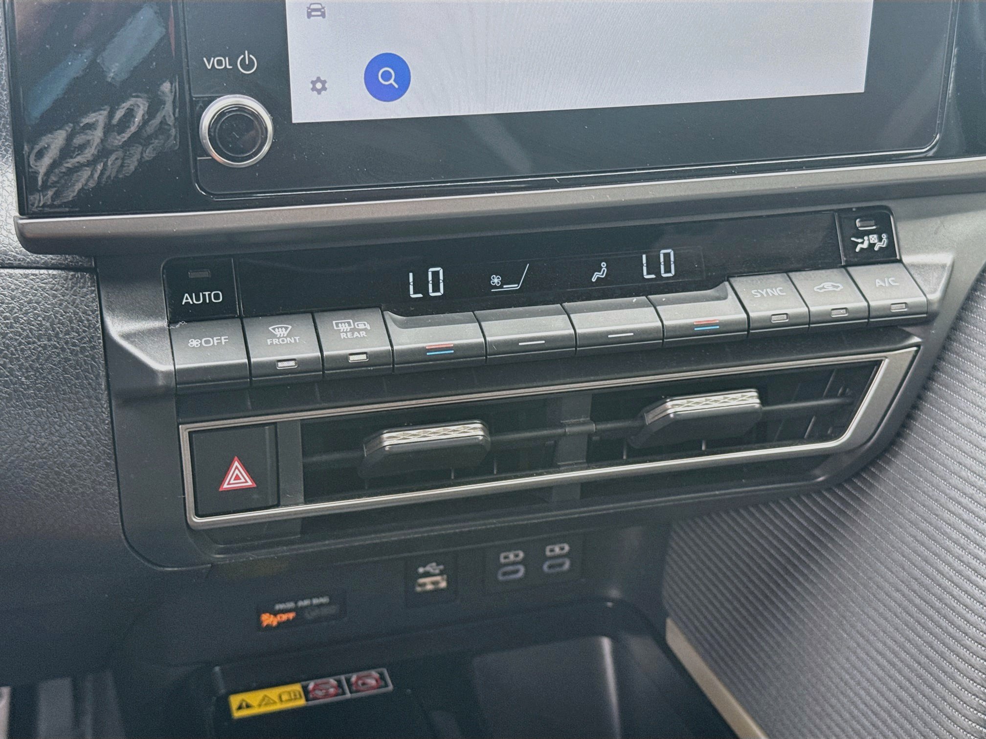 Used 2025 Toyota Camry SE FWD image 23