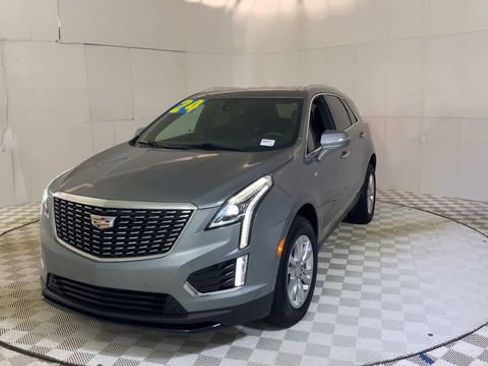 Used 2024 Cadillac XT5 Luxury w/ LPO, Floor Liner Package AWD/4WD image 6