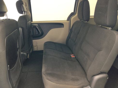 Used 2017 Dodge Grand Caravan SE w/ Power Window Group FWD image 18