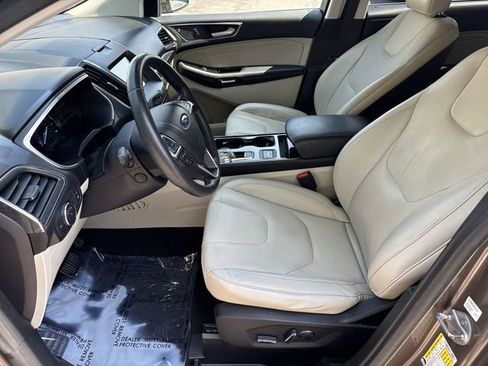 Used 2019 Ford Edge Titanium w/ Equipment Group 301A image 15