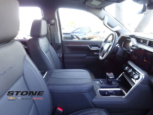 New 2026 GMC Sierra 1500 Denali w/ Technology Package AWD/4WD image 18
