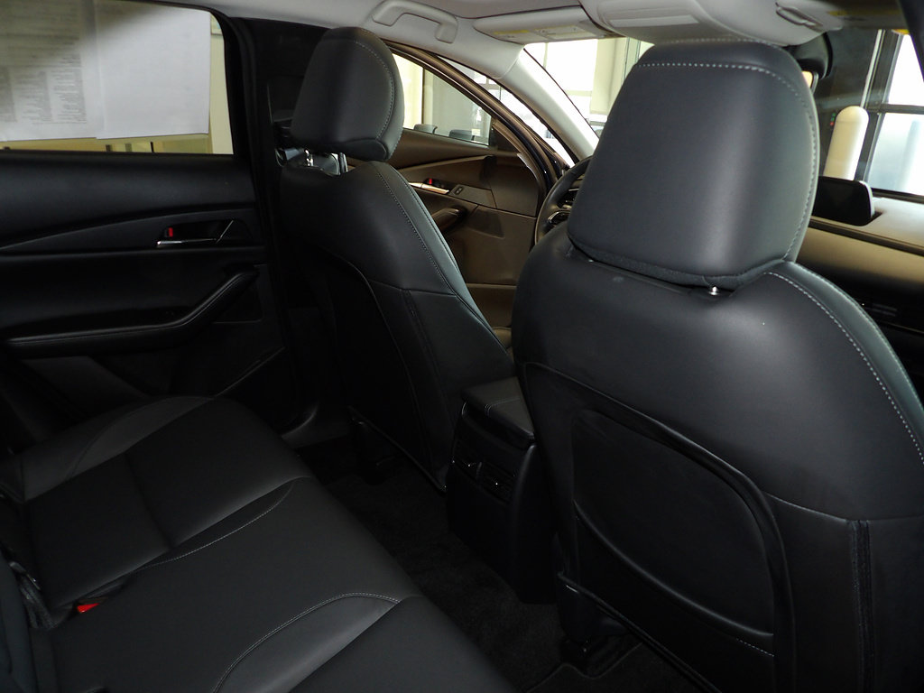 Certified 2024 MAZDA CX-30 AWD 2.5 S w/ Preferred Package image 17