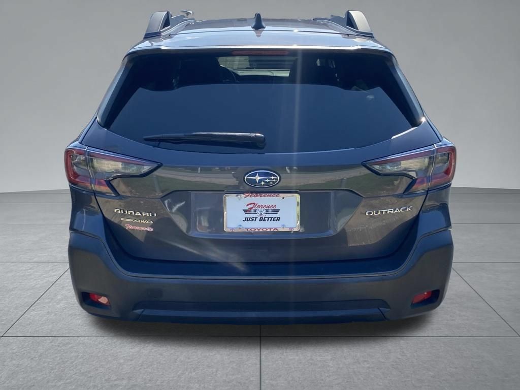 Used 2023 Subaru Outback Premium AWD/4WD image 12