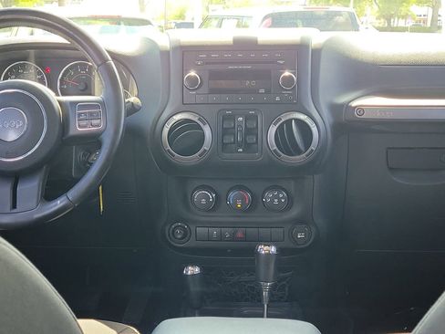 Used 2015 Jeep Wrangler Unlimited Sport w/ Quick Order Package 24S image 15