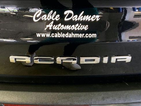 Used 2024 GMC Acadia Elevation FWD image 8