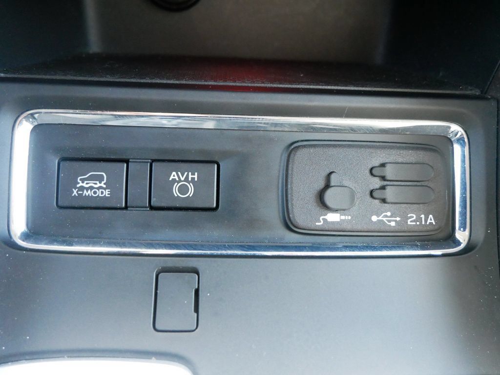 Used 2020 Subaru Ascent Premium w/ Convenience Package AWD/4WD image 26