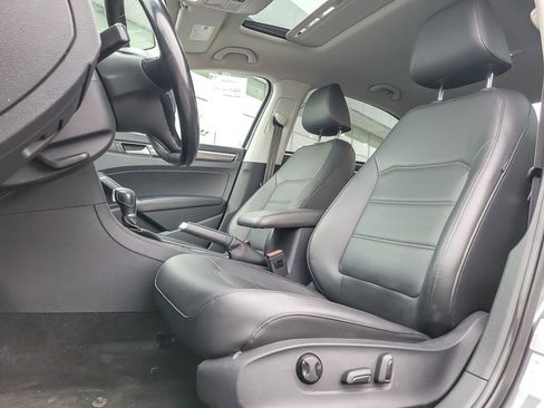 Used 2017 Volkswagen Passat 1.8T SE image 7