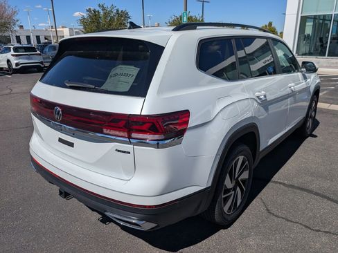 New 2026 Volkswagen Atlas SE image 4