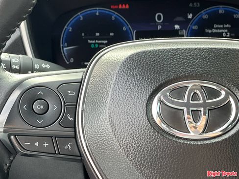 Certified 2026 Toyota Corolla Cross XLE w/ Convenience Package FWD image 23