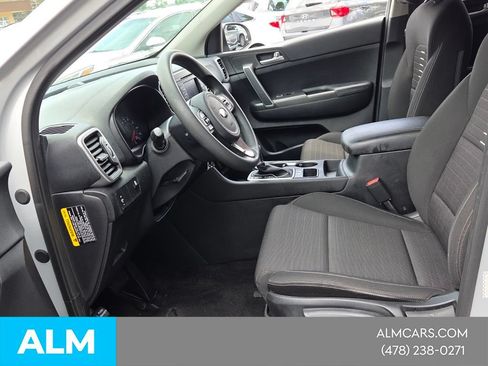 Used 2018 Kia Sportage LX FWD image 12