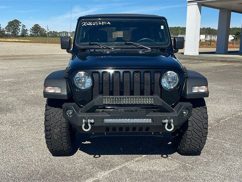 Used 2020 Jeep Wrangler Unlimited Sport image 3