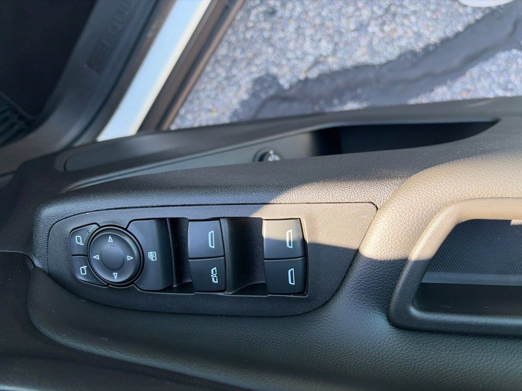 Used 2020 Chevrolet Equinox LT AWD/4WD image 10