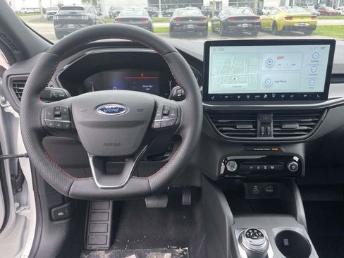 New 2026 Ford Escape ST-Line Select w/ Tech Pack #1 AWD/4WD image 2