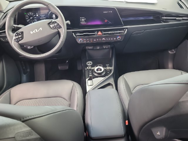 Used 2025 Kia Niro Wind w/ Wind Preserve Package FWD image 15