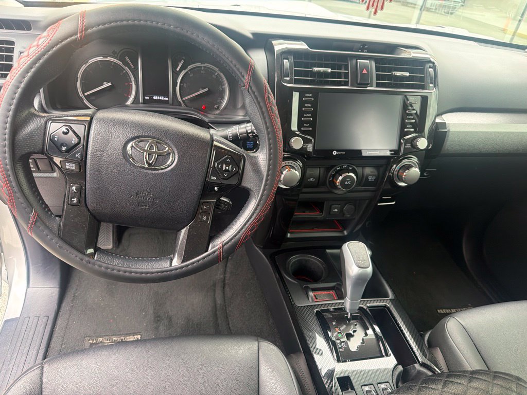 Used 2021 Toyota 4Runner TRD Off-Road Premium AWD/4WD image 10