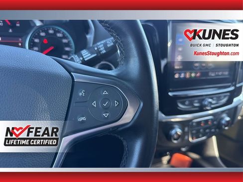 Used 2023 Chevrolet Traverse LT w/ LPO, Floor Liner Package image 28