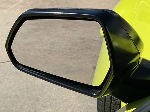 Used 2019 Chevrolet Camaro LT w/ RS Package image 11