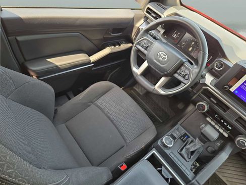 Used 2025 Toyota 4Runner SR5 RWD image 18