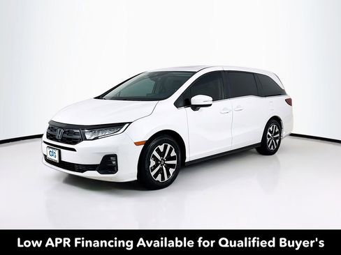 Used 2025 Honda Odyssey EX-L image 3