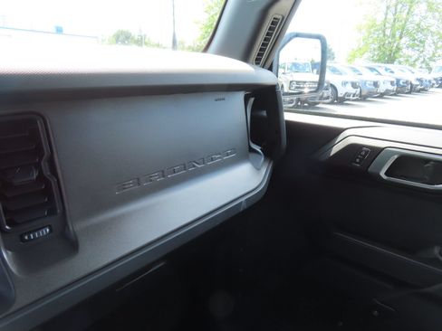 New 2026 Ford Bronco Big Bend AWD/4WD image 11