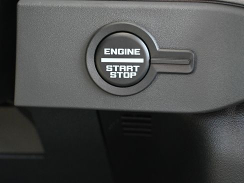 New 2026 Ford Bronco 4-Door AWD/4WD image 18