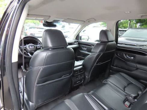 Used 2023 Honda Pilot EX-L image 16