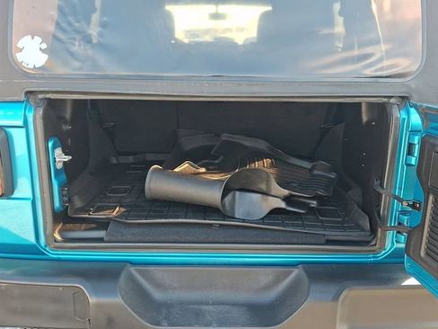 Used 2019 Jeep Wrangler Unlimited Sport image 28