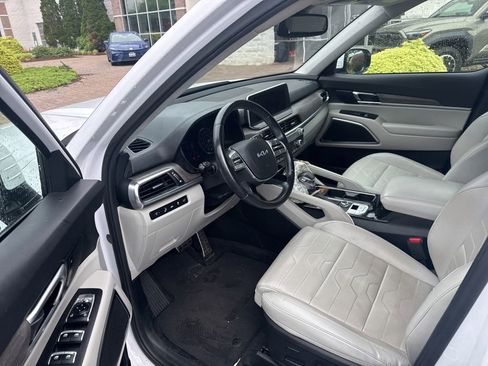 Used 2022 Kia Telluride SX w/ SX Prestige Package AWD/4WD image 7