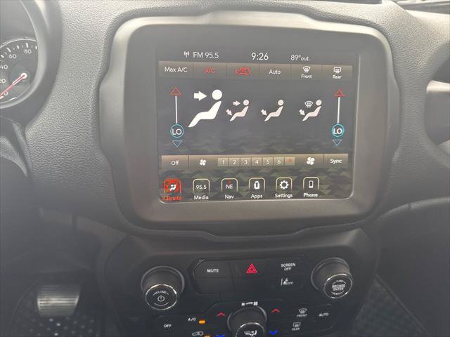 Used 2023 Jeep Renegade Trailhawk AWD/4WD image 16