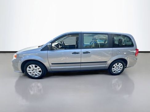 Used 2015 Dodge Grand Caravan American Value Package w/ UConnect Hands-Free Group FWD image 9