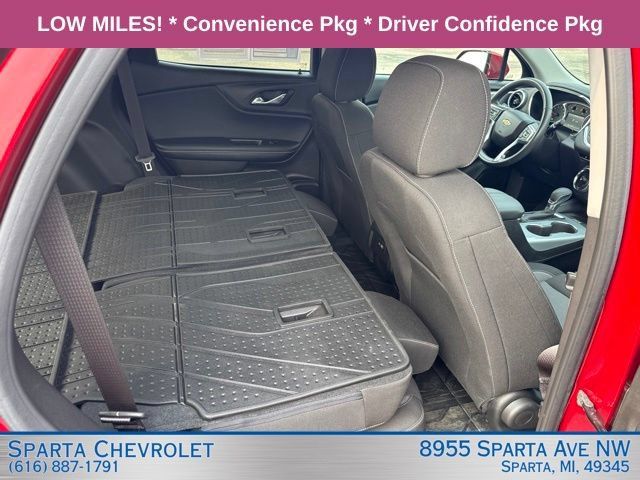 Used 2024 Chevrolet Blazer LT w/ Convenience Package FWD image 29