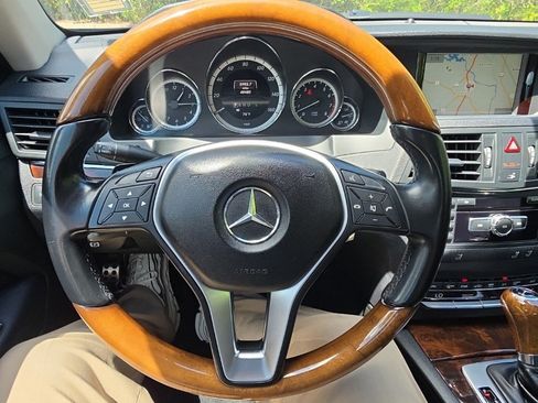 Used 2013 Mercedes-Benz E 350 Cabriolet image 21
