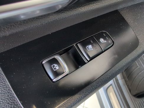 Used 2022 Kia Telluride SX w/ SX Prestige Package image 35