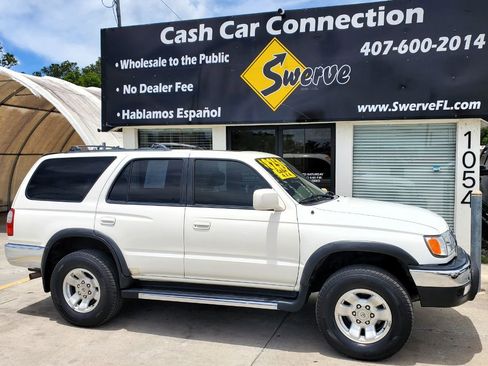 Used 1999 Toyota 4Runner SR5 AWD/4WD image 5