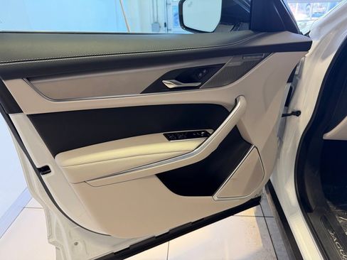 New 2025 Jaguar F-PACE R-Dynamic S AWD/4WD image 22