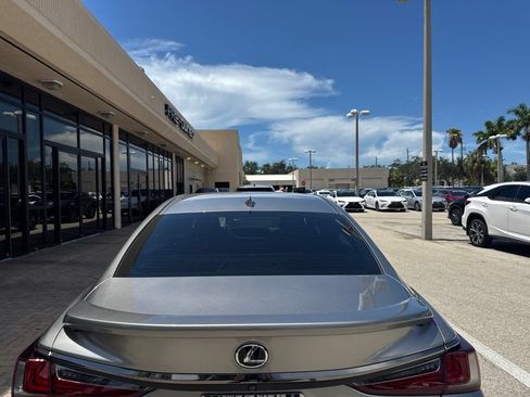 Used 2019 Lexus ES 350 F Sport w/ Accessory Package 2 FWD image 9