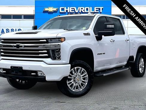 Used 2021 Chevrolet Silverado 2500 High Country w/ Z71 Off-Road Package AWD/4WD image 2