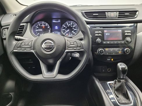 Used 2017 Nissan Rogue Sport S w/ S Appearance Package FWD image 22