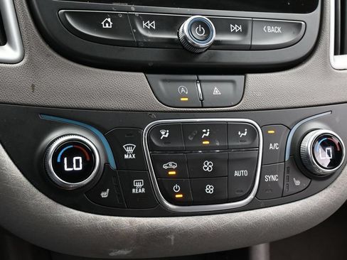 Used 2024 Chevrolet Malibu LT FWD image 20