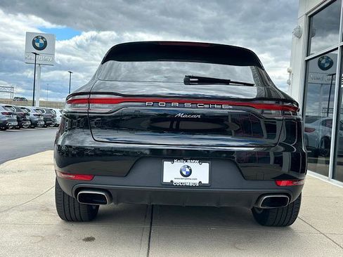 Used 2020 Porsche Macan AWD/4WD image 8