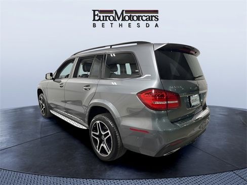 Used 2018 Mercedes-Benz GLS 550 4MATIC image 3