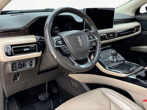 Used 2022 Lincoln Nautilus Reserve image 14