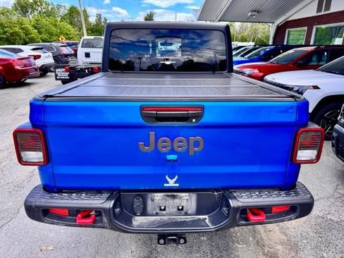 Used 2022 Jeep Gladiator Rubicon w/ Cold Weather Group AWD/4WD image 4